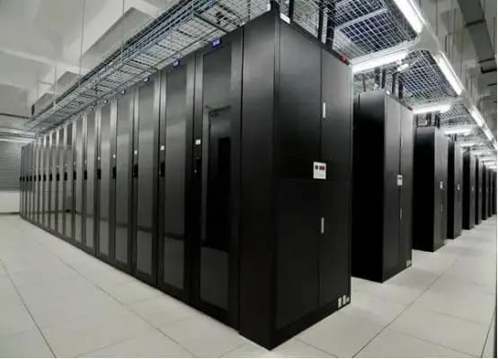 黑龙江16A机柜租用价格